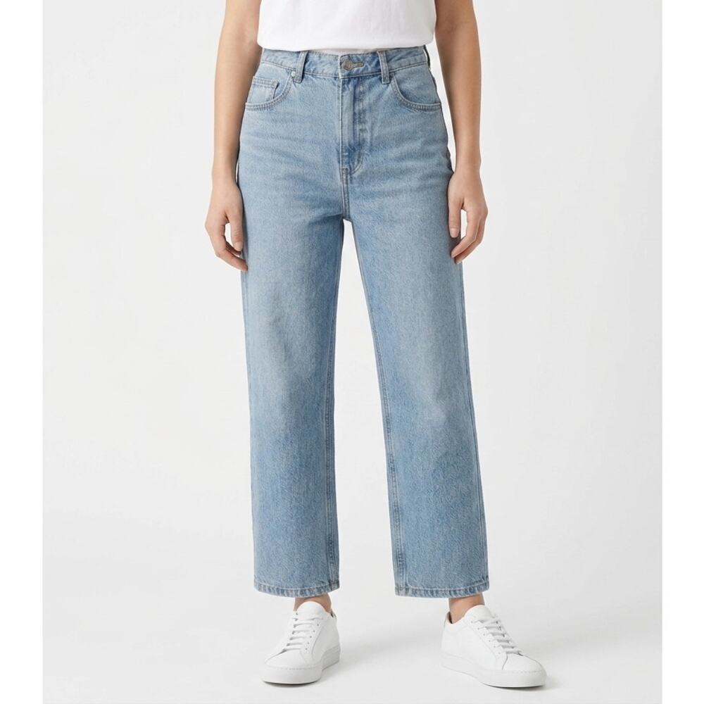 OAK + FORT Women’s Straight Leg Jeans Light Wash High Rise Cropped Denim